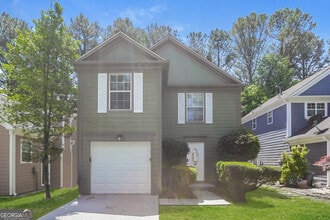 Building Photo - 3020 Linden Dr