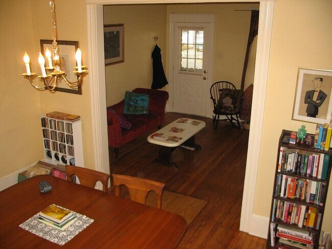 Building Photo - 301 Stockham Ave