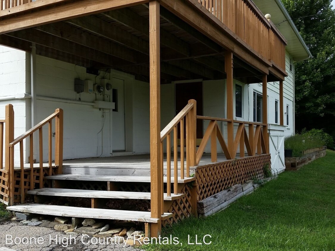 Primary Photo - 2 br, 1 bath House - 113 West Virginia St