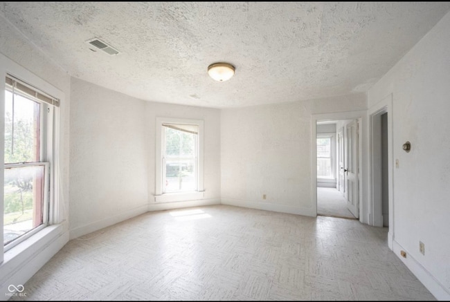 Foto del edificio - 4626 E Washington St