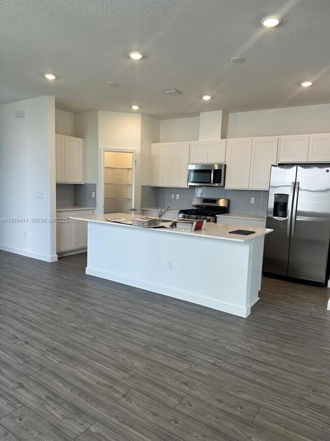 Foto del edificio - 1443 Tangled Orch Trce