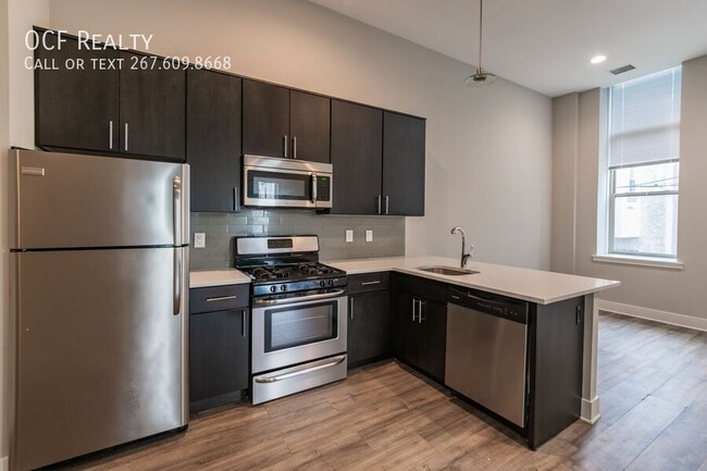 Building Photo - Modern Graduate Hospital Two Bedroom / One...