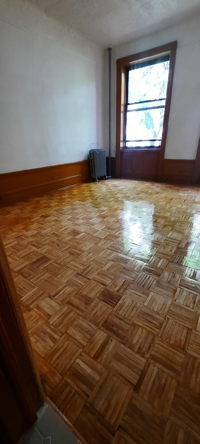 Foto del edificio - 627 W 142nd St