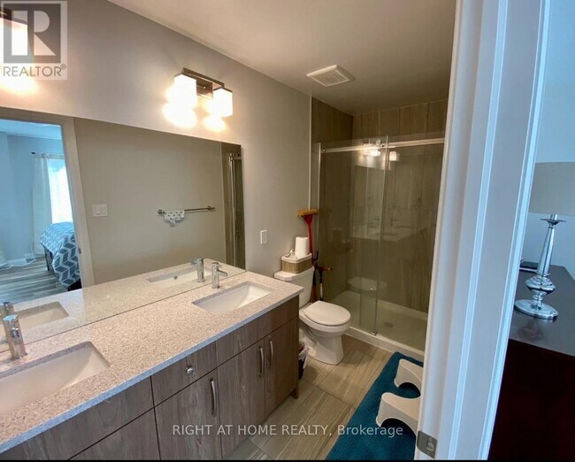 Photo du bâtiment - 819 Kleinburg Dr