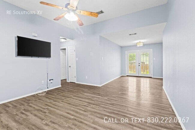 Building Photo - Charming 3 Bed, 2 Bath Rental in San Anton...