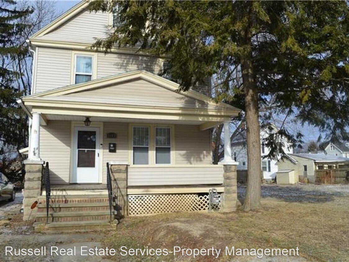 Primary Photo - 3 br, 1 bath House - 1109 West Ave