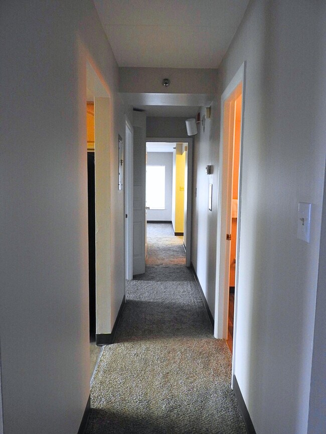 Foto del edificio - Bower Hill Apartments