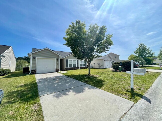 Foto del edificio - 3038 Regency Oaks Dr