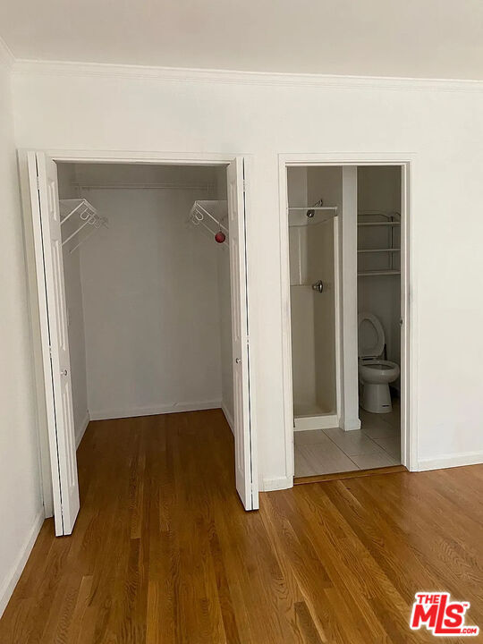 Building Photo - 17429 Burbank Blvd