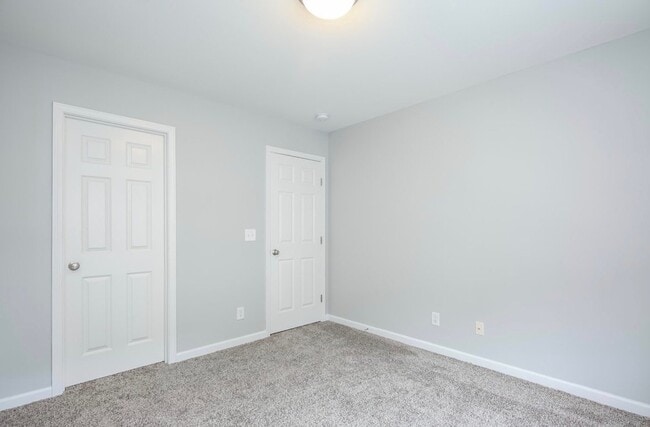 Building Photo - 1210 Waterlyn Dr