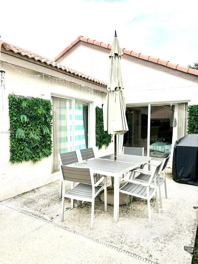 Building Photo - 4267 Magnolia Ridge Dr