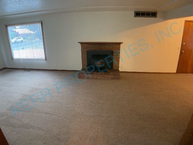 Foto del edificio - 935 NE 117th Ave