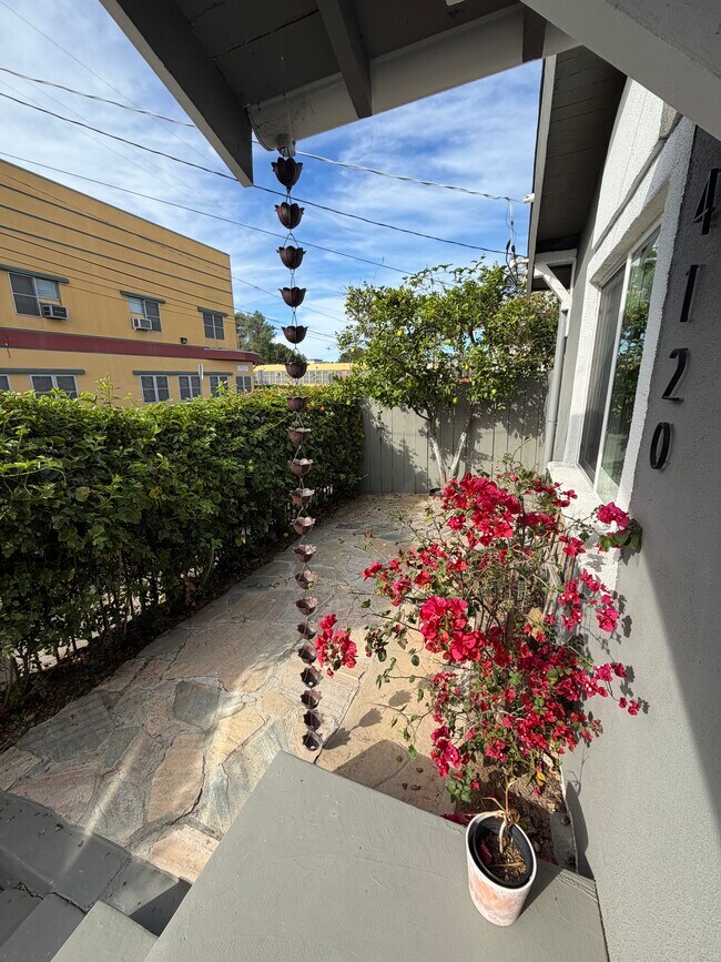 Foto del edificio - 4120 Polk Ave