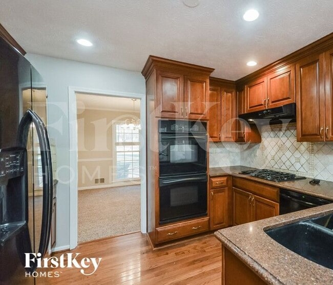 Foto del edificio - 2352 Rockwood Way SW
