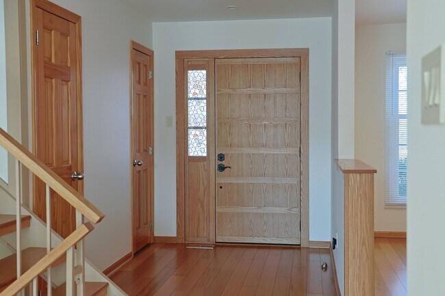 Pasillo de la puerta principal - 222 Society Hill Blvd