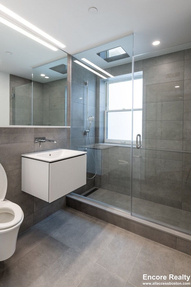 Foto del edificio - 12 Commonwealth Ave