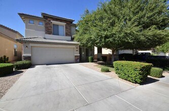 Building Photo - 2018 W Agrarian Hills Dr
