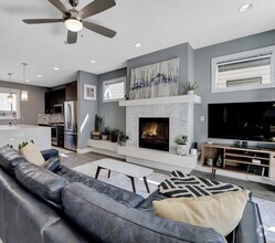 Building Photo - 10410 SW 46th Pl