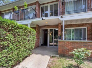 Building Photo - 1156 Osterman Ave