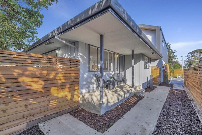 Building Photo - 103-109 Darlington