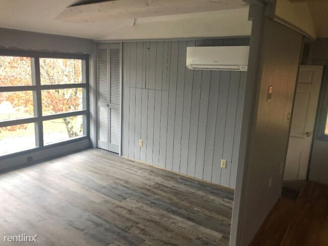 Building Photo - 3 br, 4 bath House - 1300 N Parker Rd