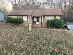 Building Photo - 3318 Autumn Ridge Dr