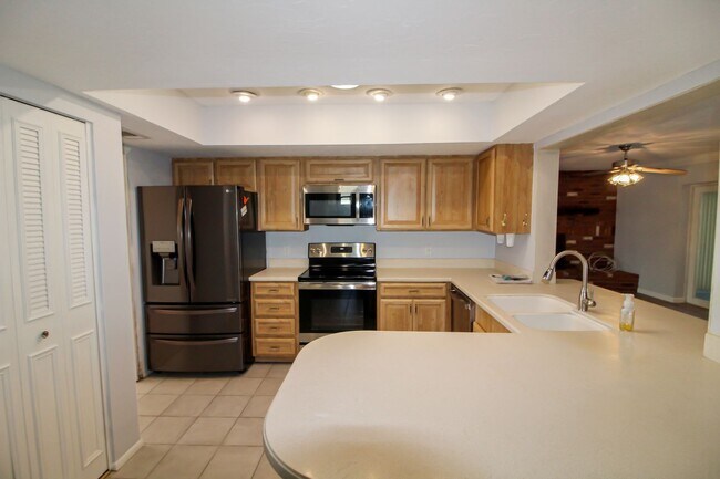Building Photo - Jacaranda West Annual Pool Home for Rent