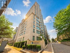 Building Photo - 2111 Lake Shore Blvd W