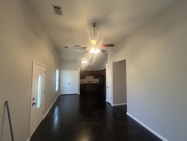 Building Photo - 5306 Apt Dr