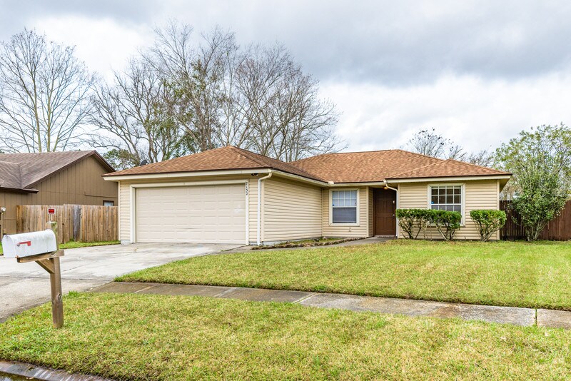 Primary Photo - 7132 Eagles Perch Dr