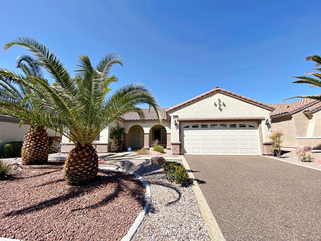 Primary Photo - 2 BEDROOM SINGLE STORY IN AGE RESTRICTED S...