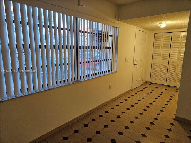 Foto del edificio - 510 NW 109th Ave