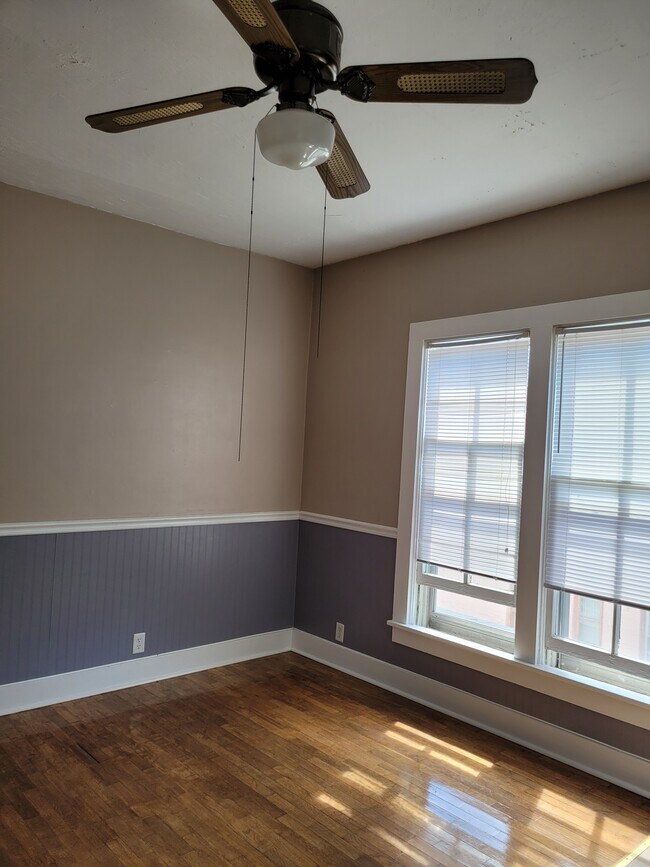 411 S 4th St Unit 2, Effingham, IL 62401 Apartments 411 S 4th St Effingham, IL