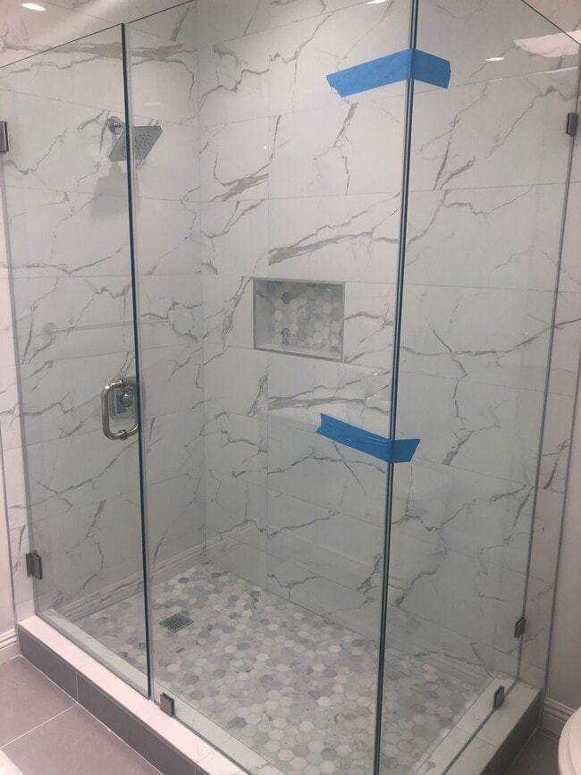 Building Photo - 1477 S Sherbourne Dr