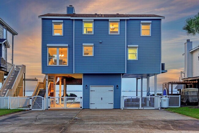 Foto del edificio - 319 Isles End Rd
