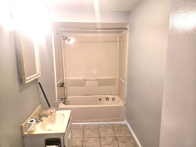 Foto del edificio - 1838 Mercer Rd