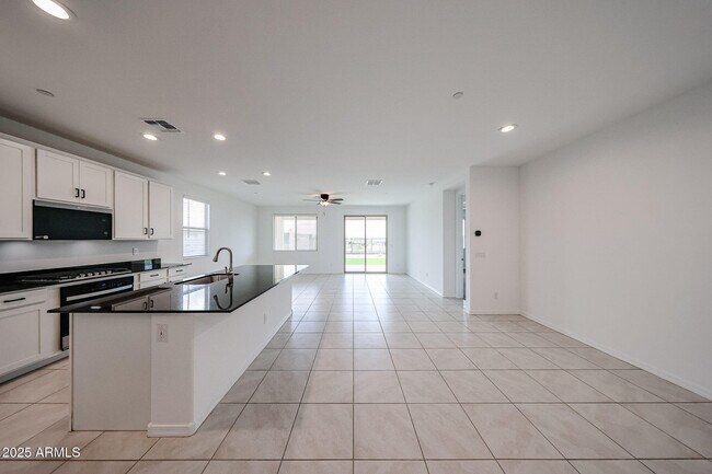 Foto del edificio - 28527 N 134th Ave