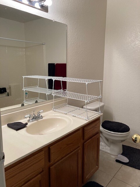 Building Photo - 492 E Laredo St