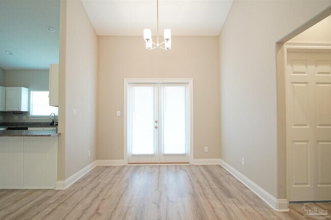 Building Photo - 3513 Southwind Dr