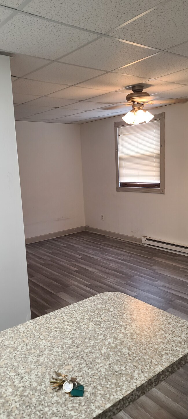 Foto del edificio - 327 S Central Ave