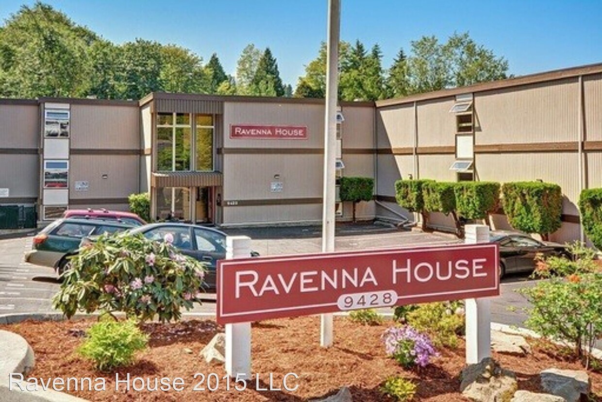 Primary Photo - 9428 Ravenna Ave NE