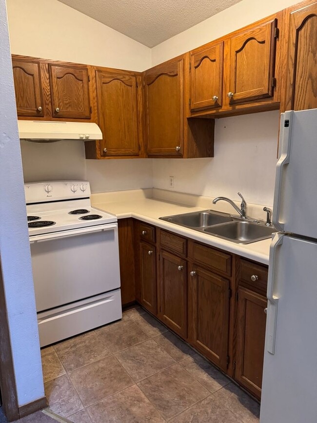 Building Photo - One bedroom Unit in Downtown Bowling Green
