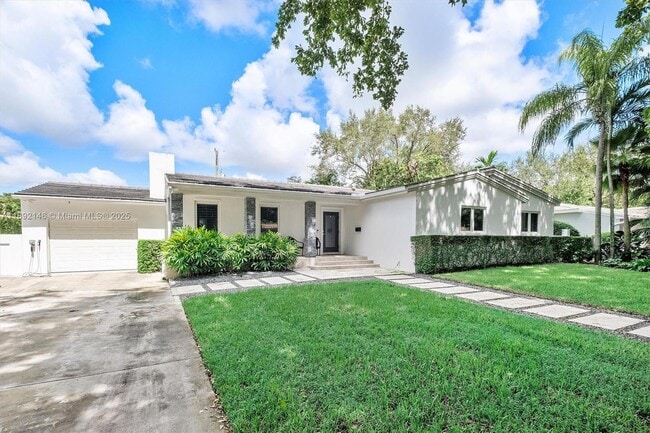 Building Photo - 1525 Mantua Ave