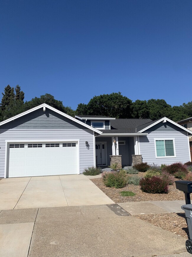 Foto del edificio - 3626 Aaron Dr