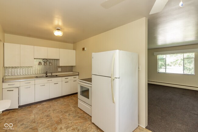 Building Photo - 701 Brewer Pl