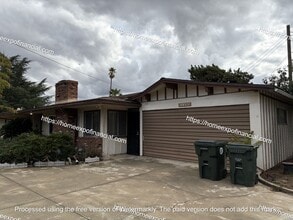 Building Photo - 12853 6th St