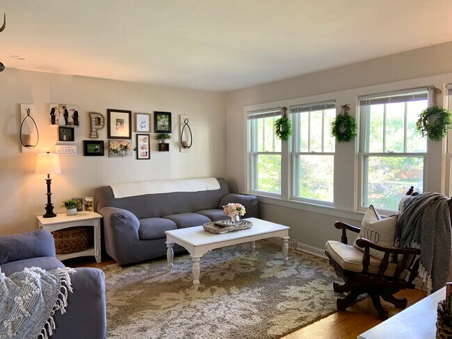Foto del edificio - 23794 N Lakeside Dr