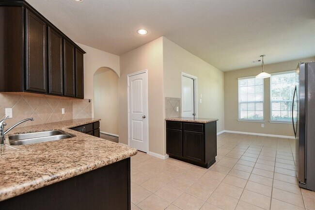 Building Photo - 19311 Vermillion Ct