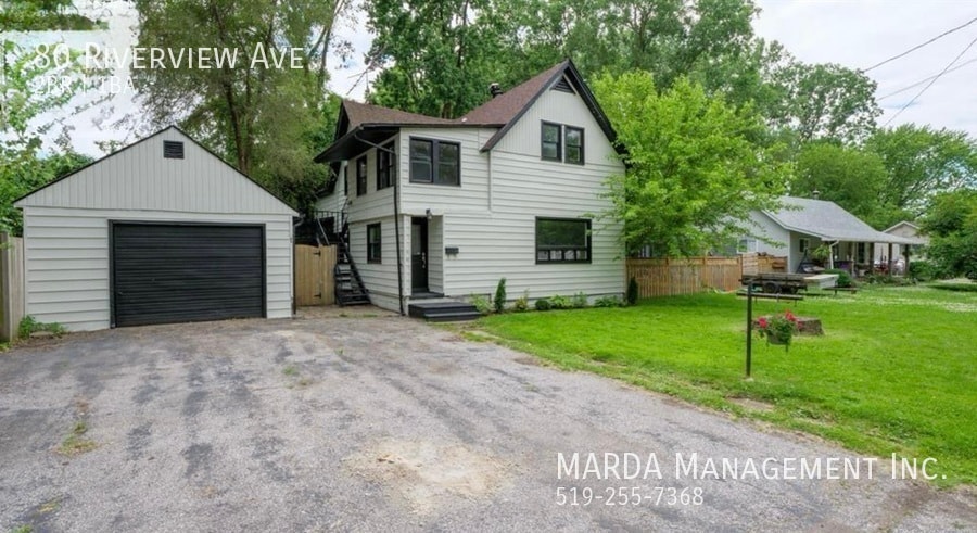 Photo principale - CHARMING 2.5 BED/1.5 BATH UPPER UNIT IN LA...