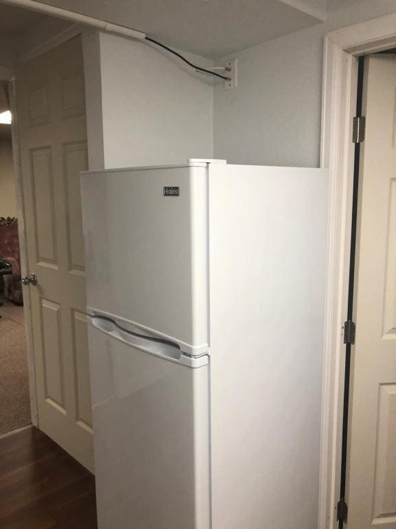 Building Photo - 8316 Oakwood St